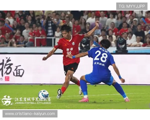 绿茵风云再起豪门争锋巨星闪耀天下足球最新一期深度回顾与前瞻篇